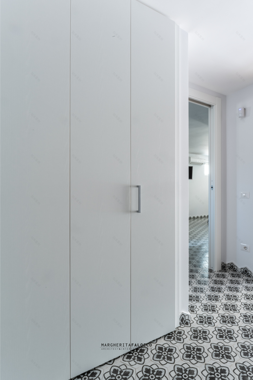 女性专属现代别墅,垂直设计展现个性魅力-31