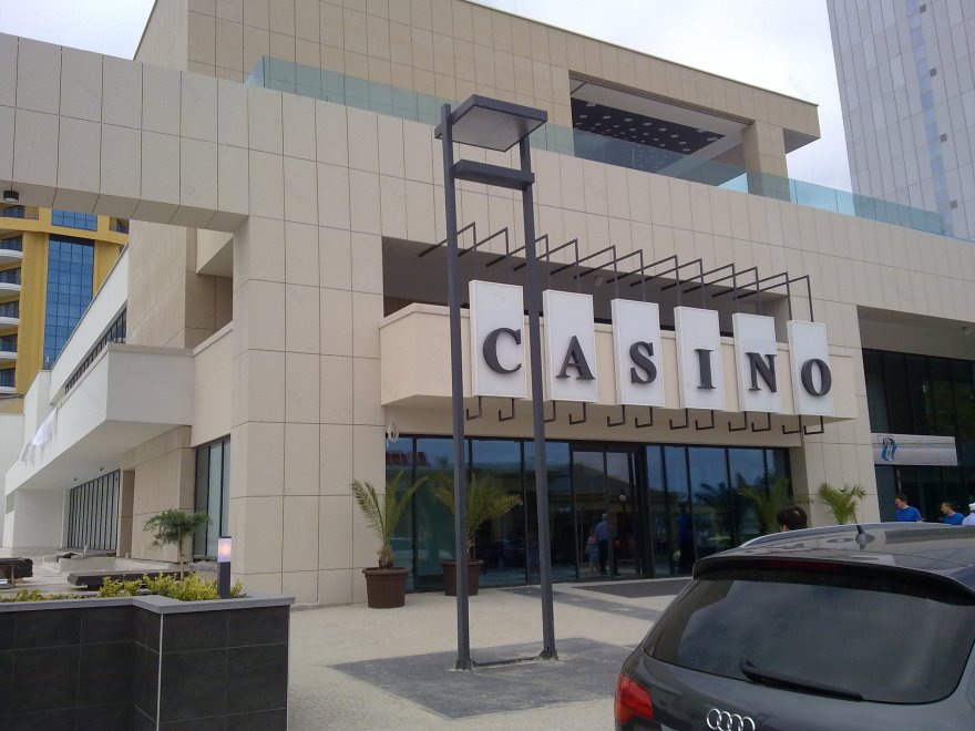 国际赌场酒店奢华设计,Stoa Group 打造 5200 平方米陶瓷外墙-3