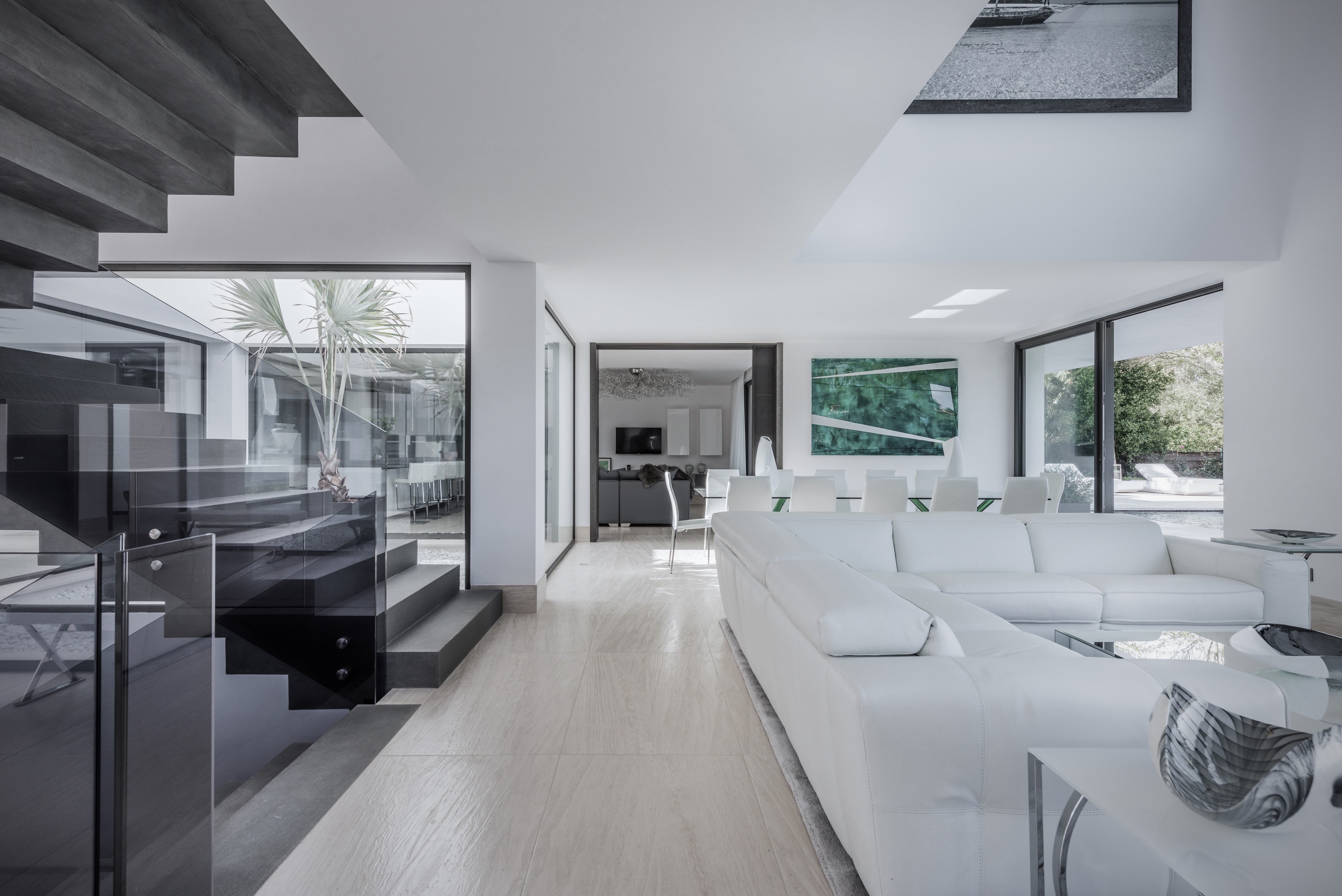 西班牙现代别墅设计,传统与当代完美平衡-3