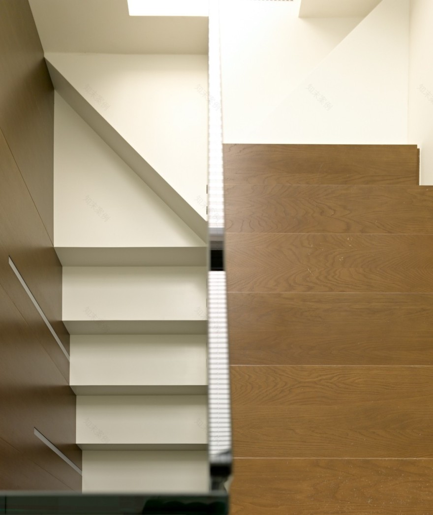 莫斯科乡村别墅的简约温馨室内设计-20