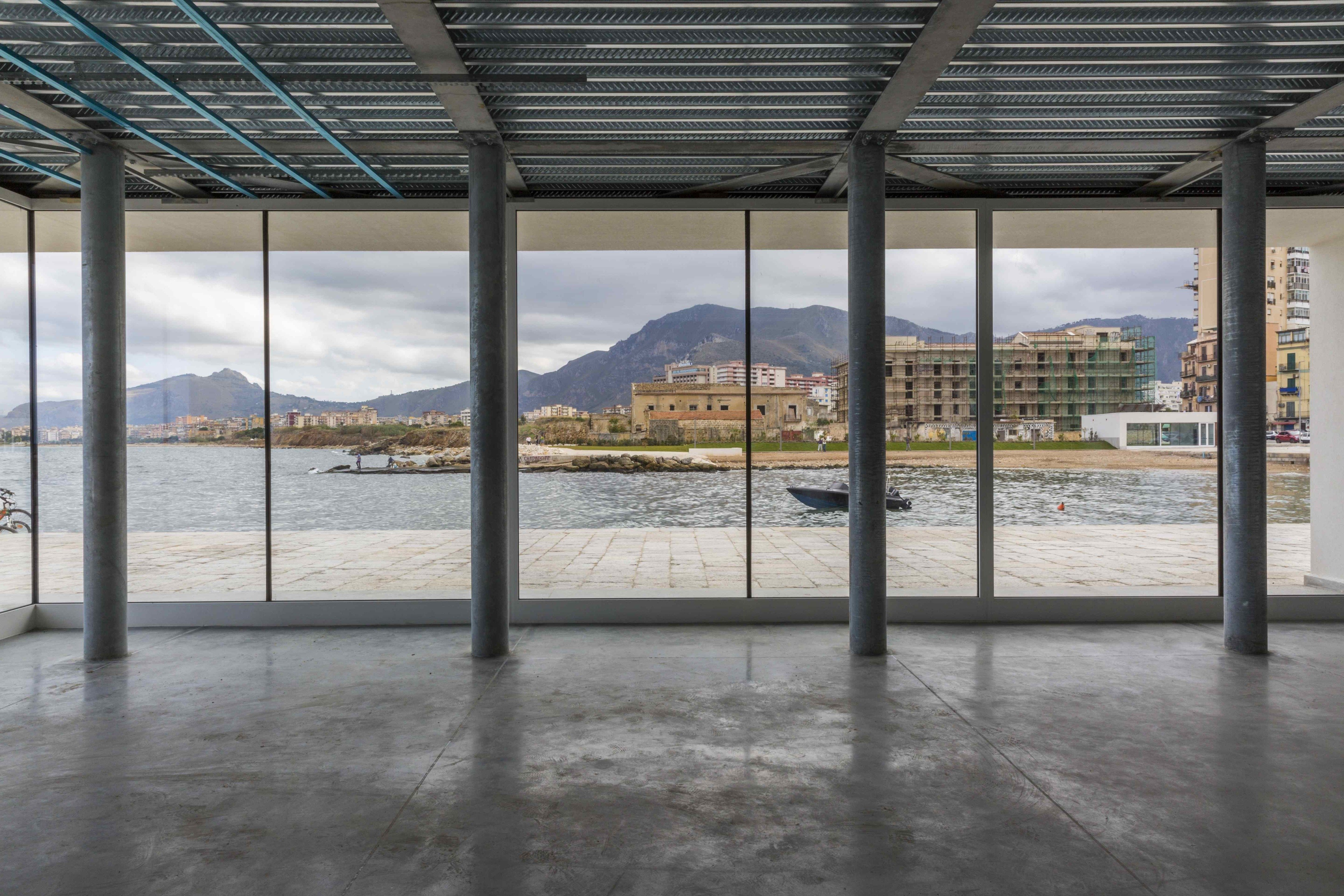 重焕生机的意大利港口城市 · Palermo 海滨广场-11