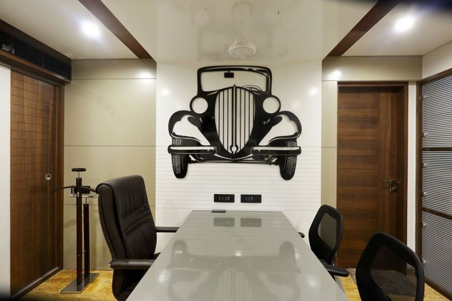 "都市公寓的艺术气息 | Niyati Parekh 与 Kripalsinh Jadeja 的创意设计"-9