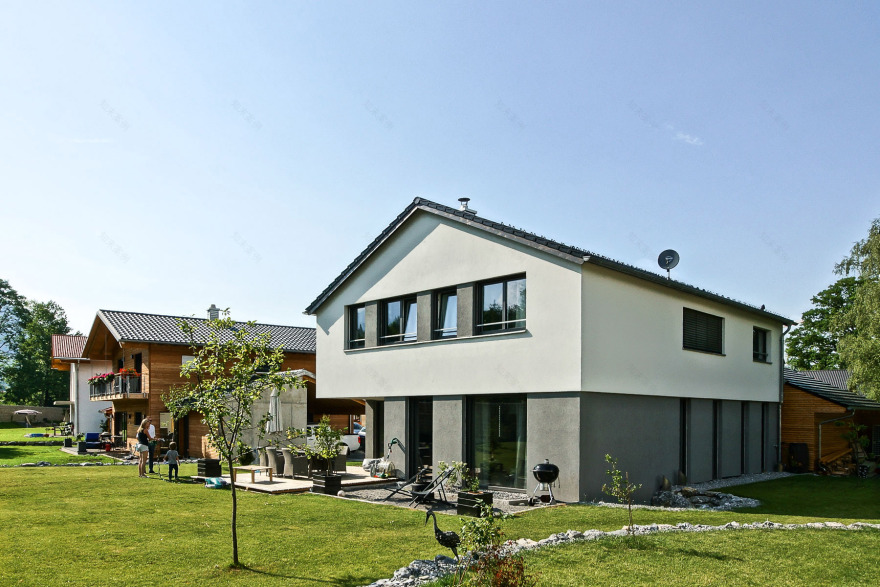 柏林 Brannenburger 单家庭住宅,创意布局实现多功能空间-11