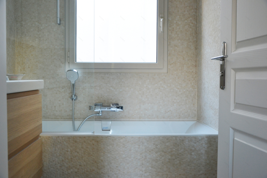 巴黎 135 平米家庭公寓,温馨宜居的设计典范-5