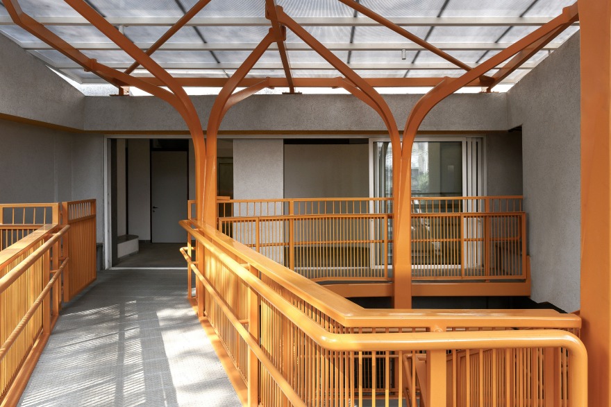 活力满满的黄色楼梯 · 孟买女子学校的创新设计丨Enid Gomez 等-11