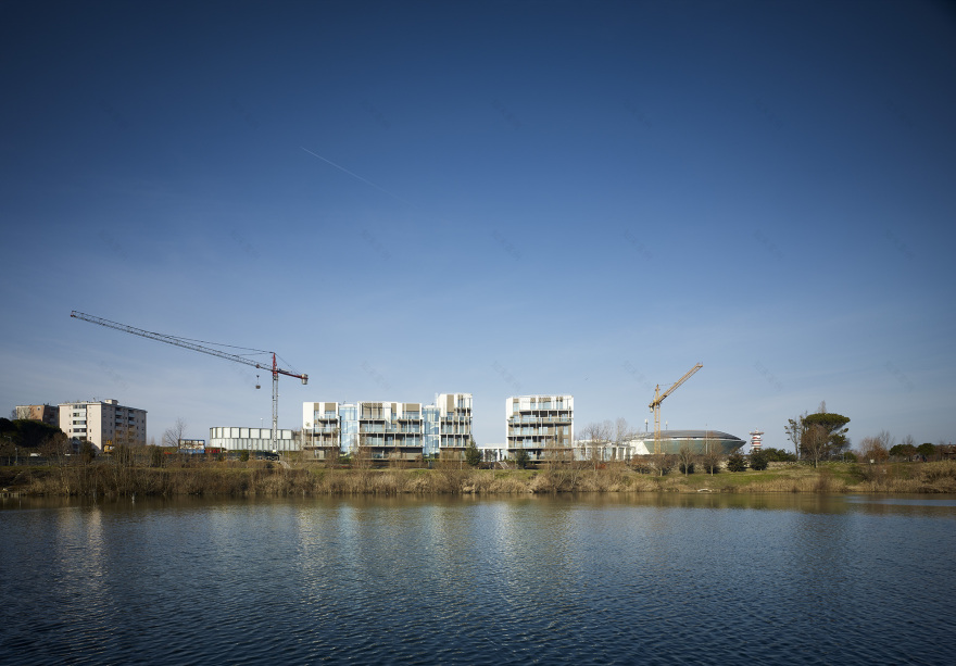 意大利里米尼展览中心改造-11