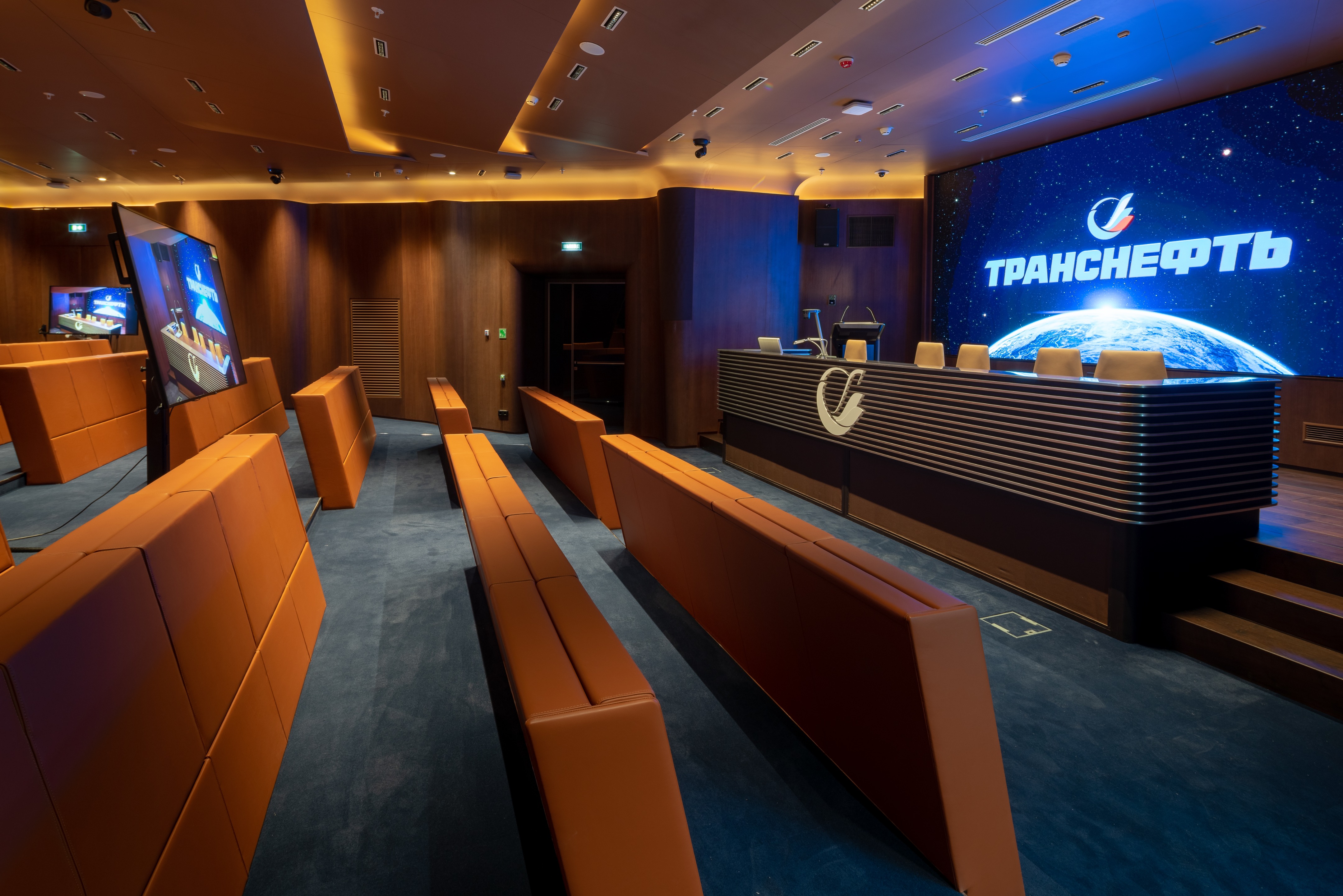 莫斯科 Evolution Tower 智能 LED 照明设计-2