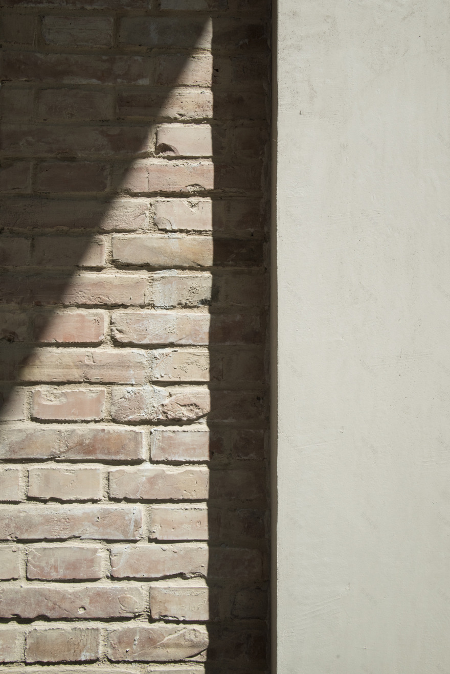 修复历史建筑,焕发新生的 Casotto del Dazio 别墅室内设计-21