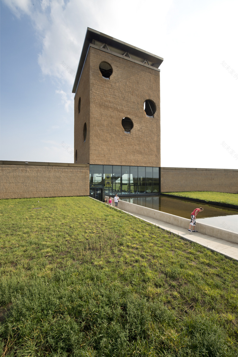 荷兰 Grevelingen 湖畔生态旅游中心-4