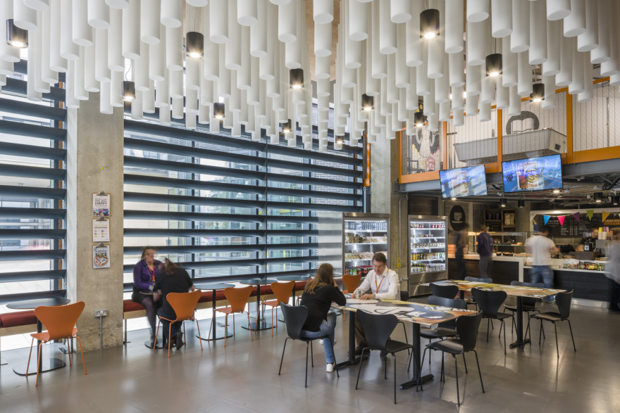 天空传媒打造工业风数字中心-14