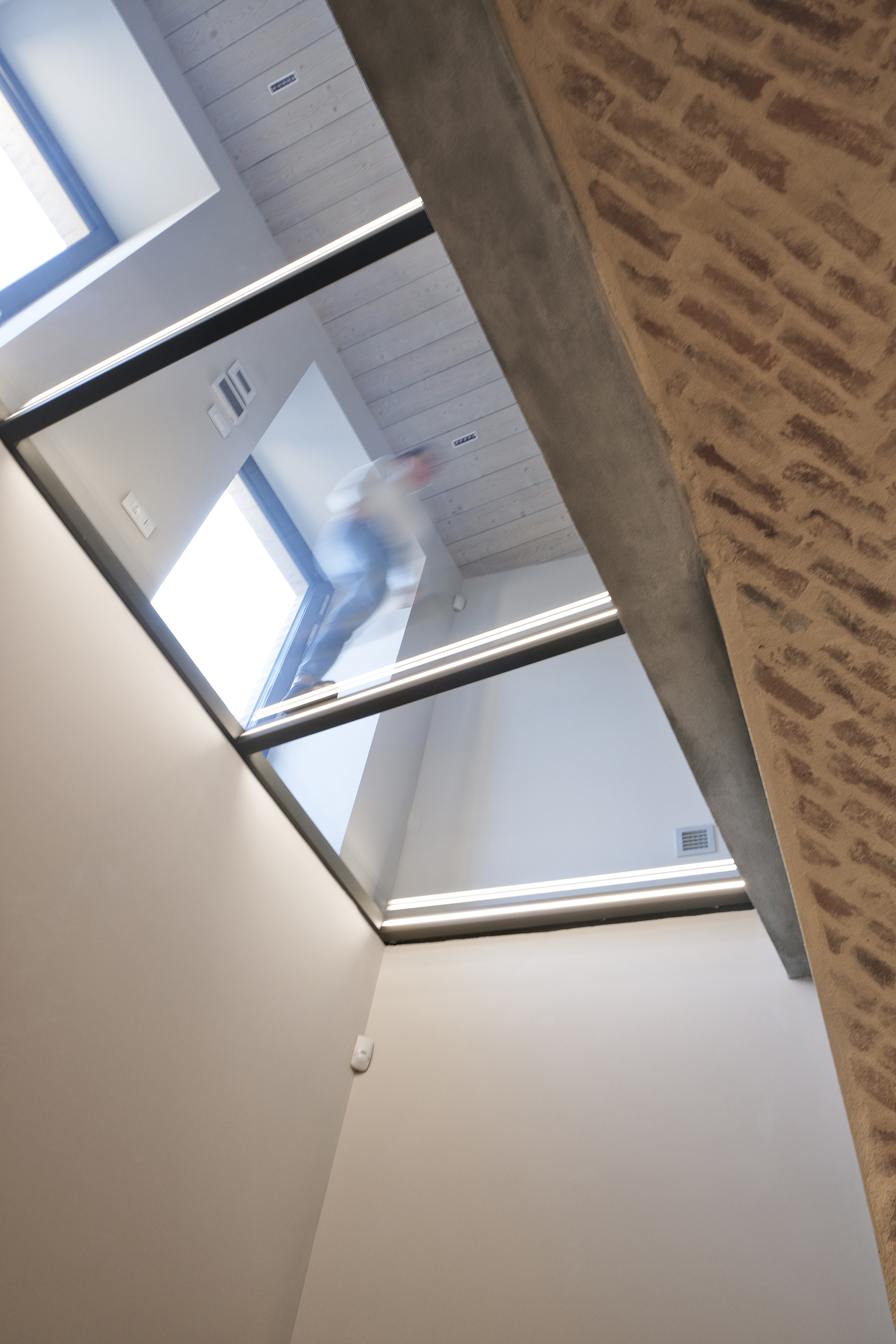 意大利"Casa OM"公寓室内设计案例解读-0