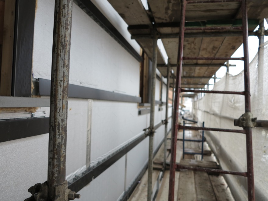 现代公寓建筑的优雅与舒适融合-10