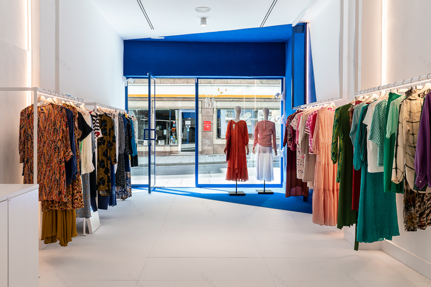 De la Ceca a la Meca 服装店改革升级丨西班牙桑坦德丨Mara Pardo-9