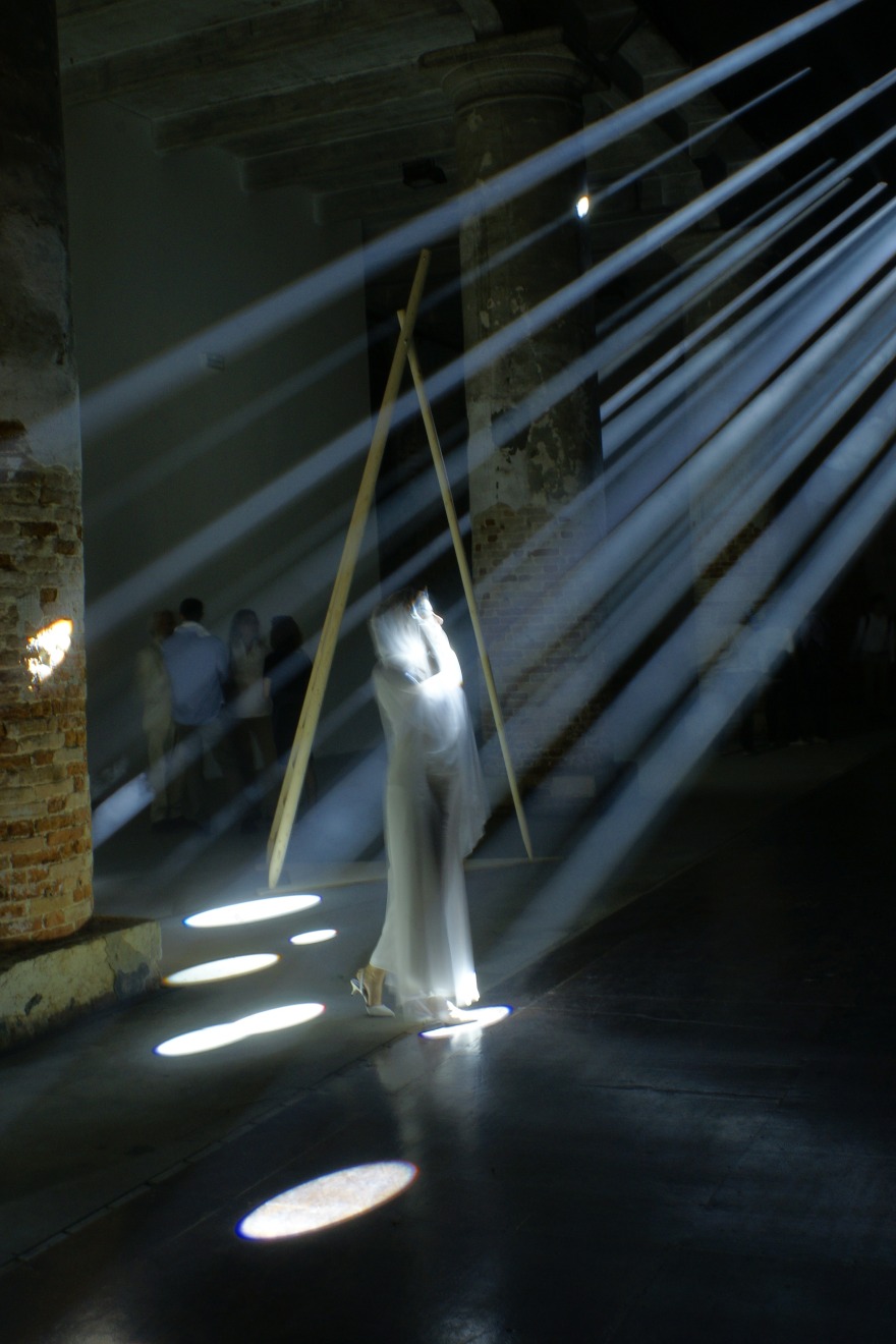 光之舞 · 沉浸式的“日晷”空间设计-4