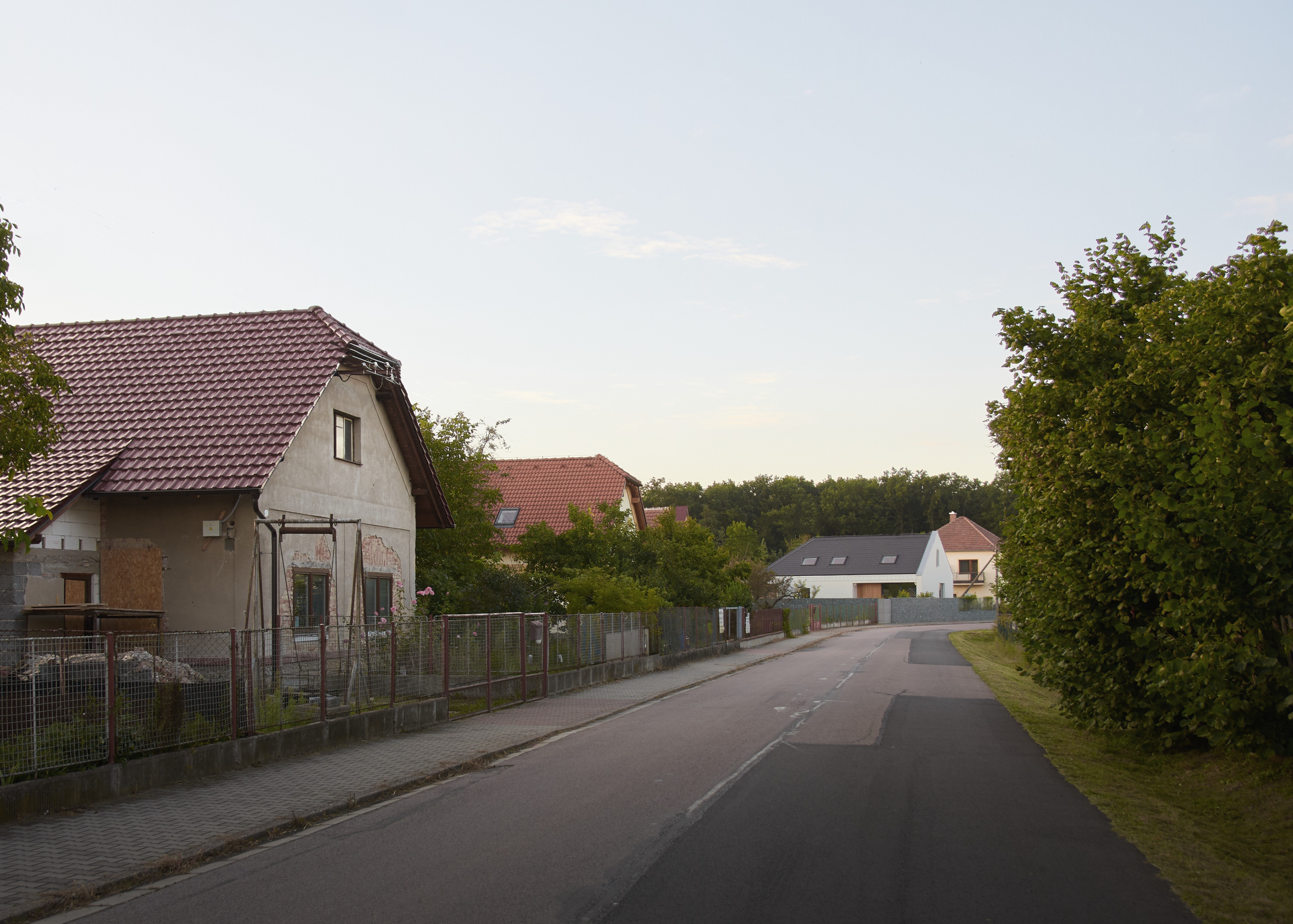 Ráby 山景别墅丨捷克帕尔杜比采丨AIR 工作室-8