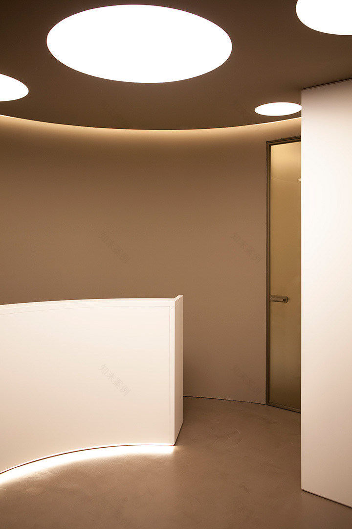 半圆形实验室设计,实现功能与美感的完美融合-2