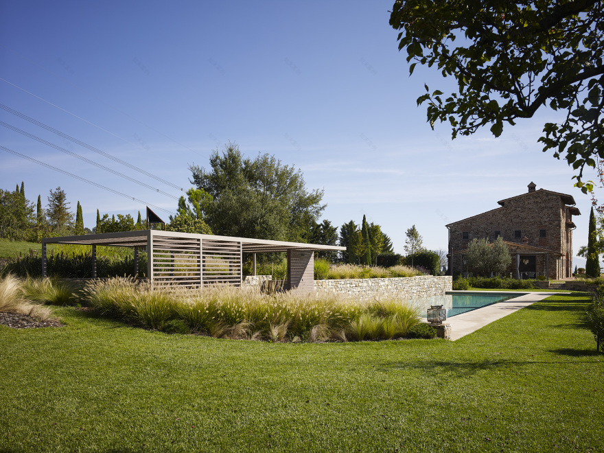 卡尔米尼亚诺游泳池-0