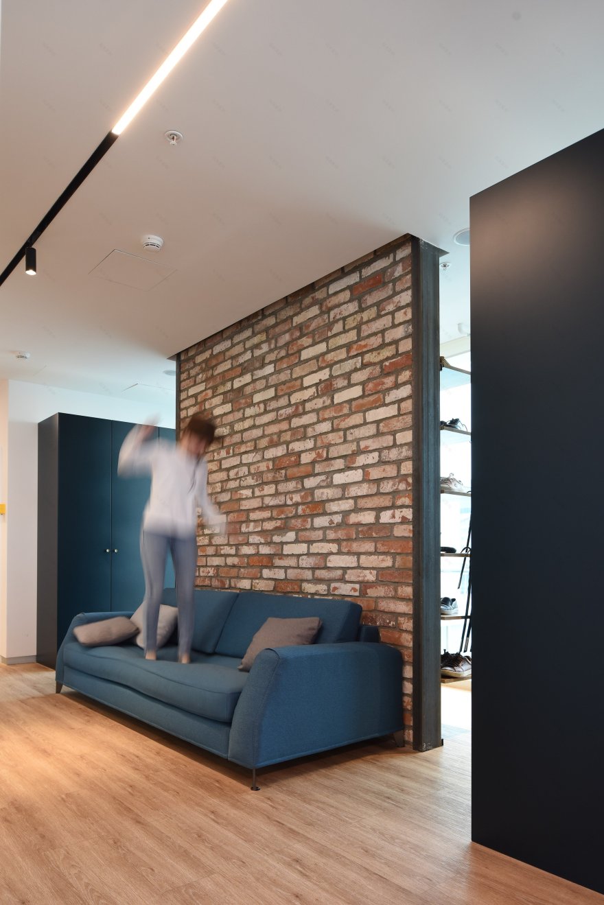 游戏开发者的“空白办公室”-15