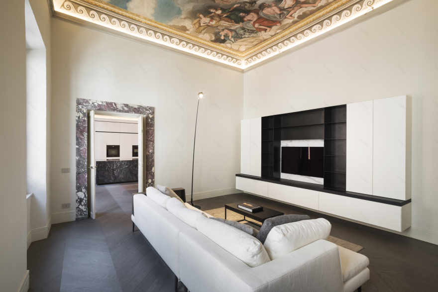 融合历史与现代的意大利古城公寓改造-7