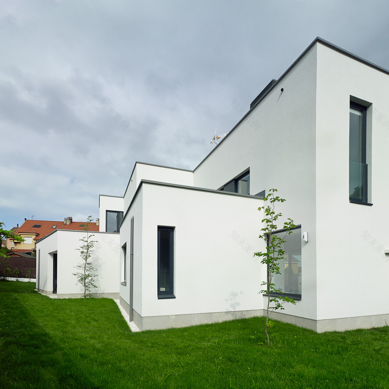 西班牙 Avilés 市简约别墅,诠释现代生活理念-19