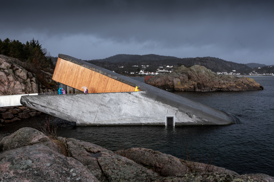 Under 水下餐厅-1