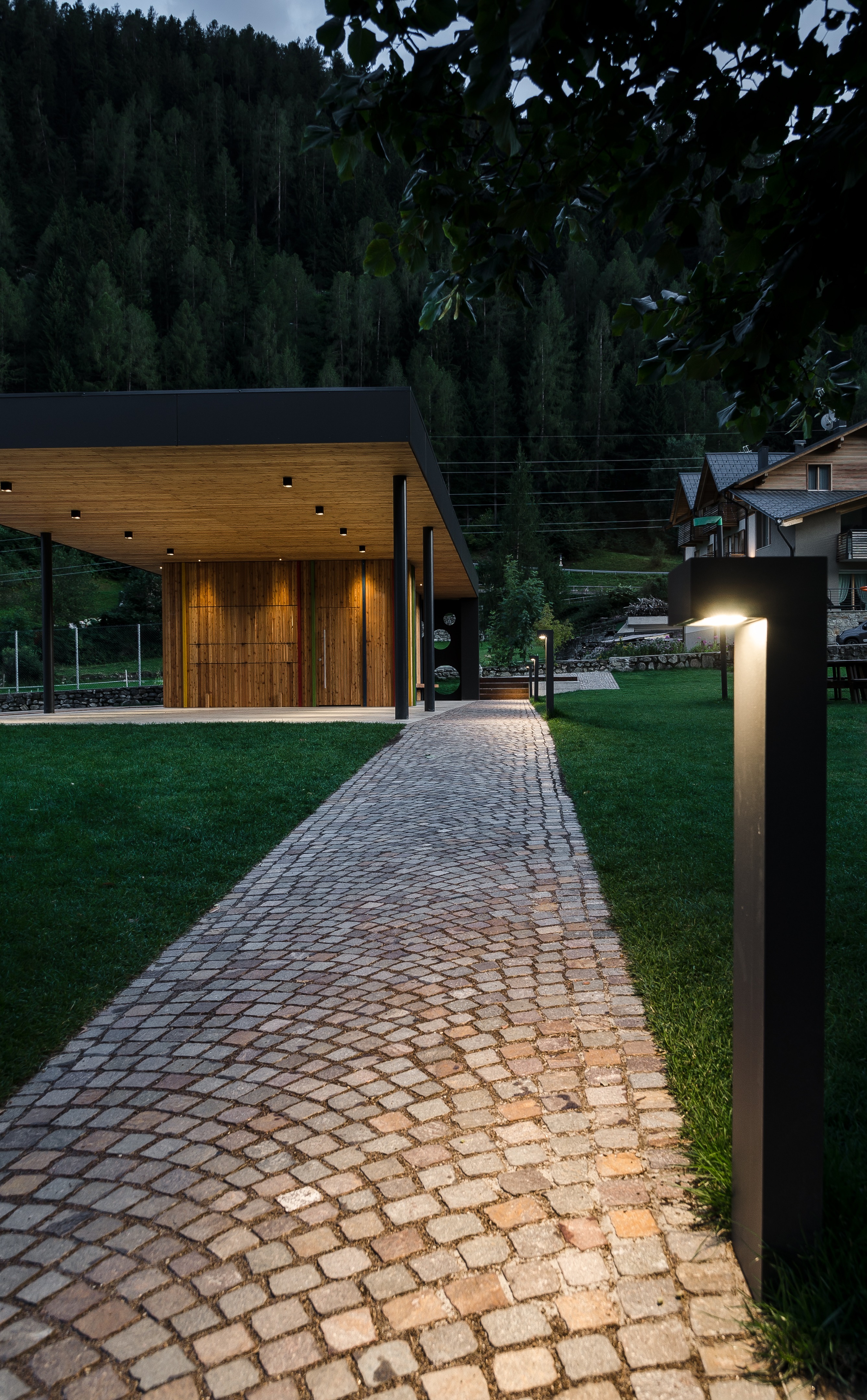 多功能运动场地设计-11