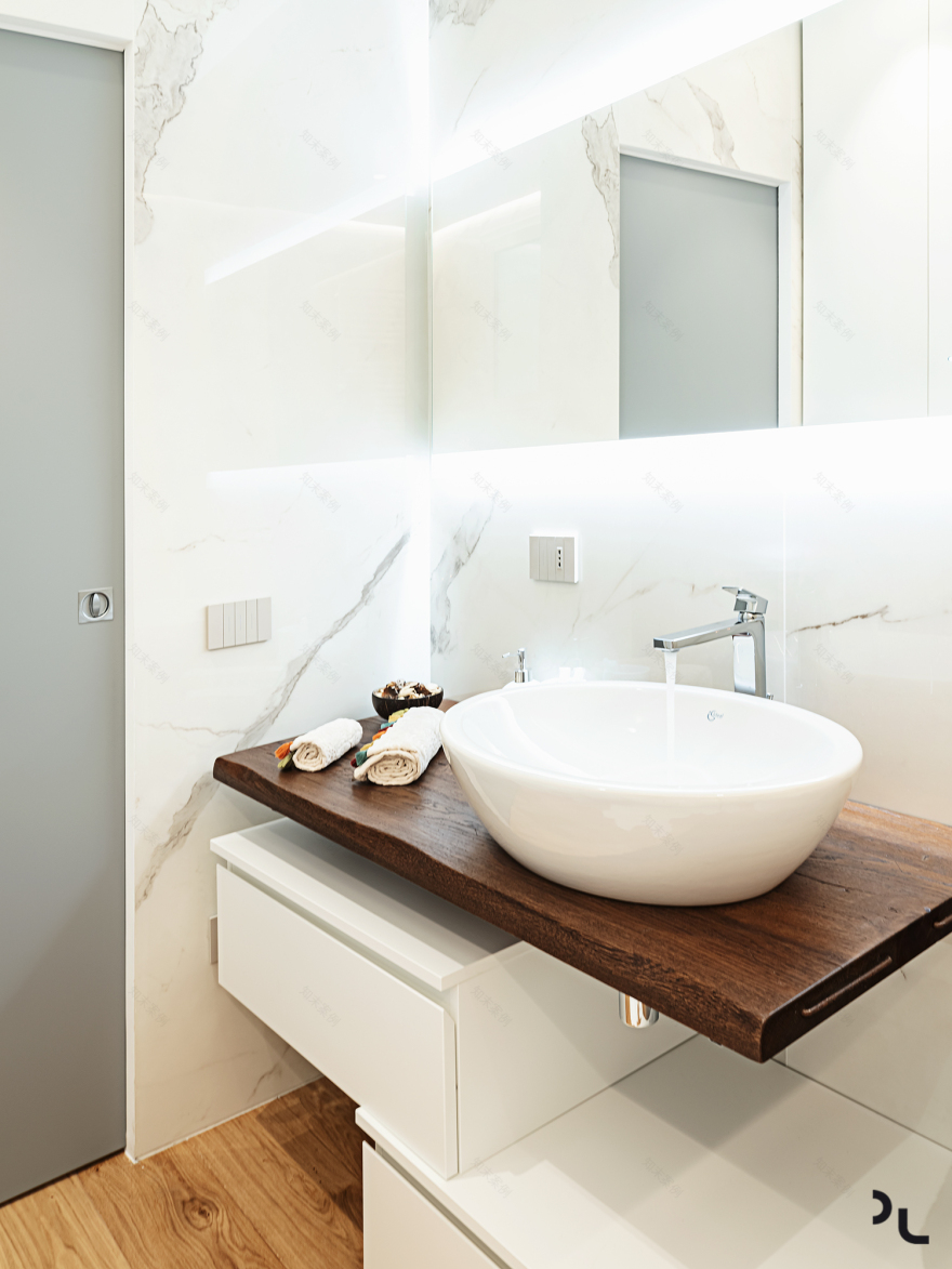 巴里城市气息 | 90 平米旧公寓的现代重生-33