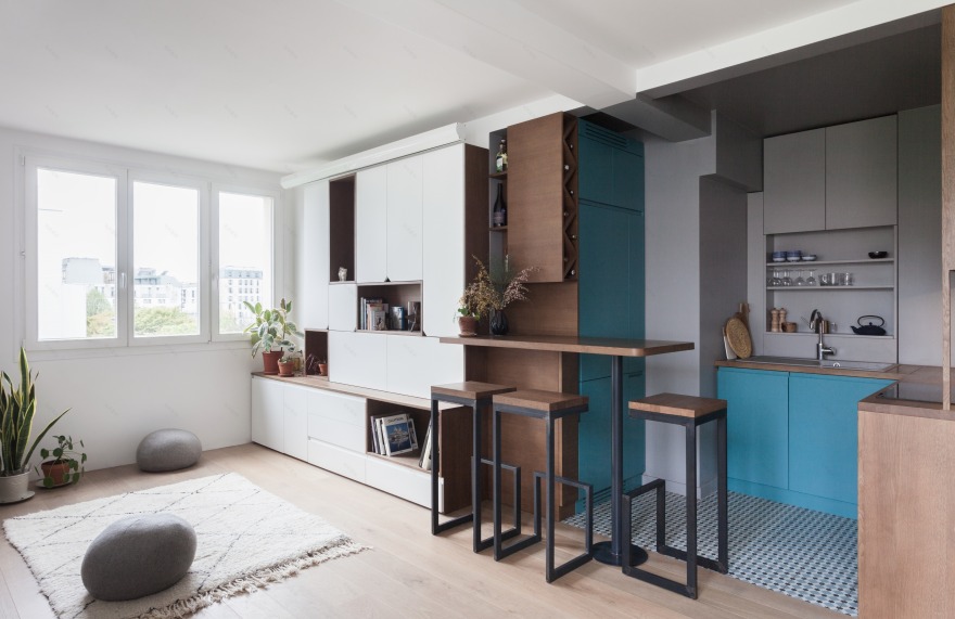 巴黎 43 平米无墙公寓,家具分隔打造灵动空间-2