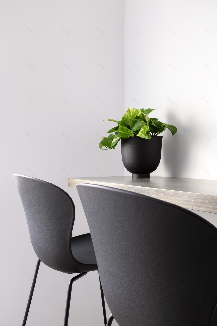 极简北欧风公寓设计,融入自然光线与本土元素-12