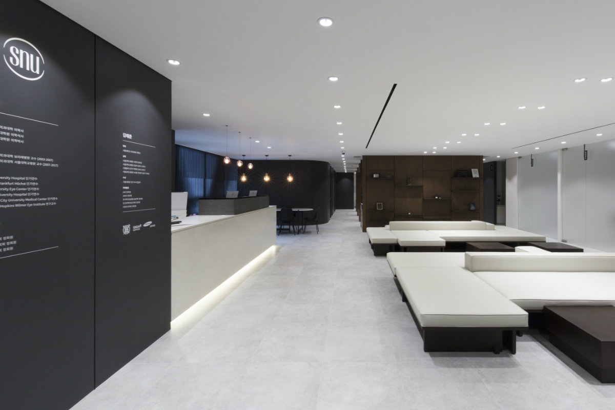 SNU Seoul Eye Clinic by STUDIO UNRAVEL-30