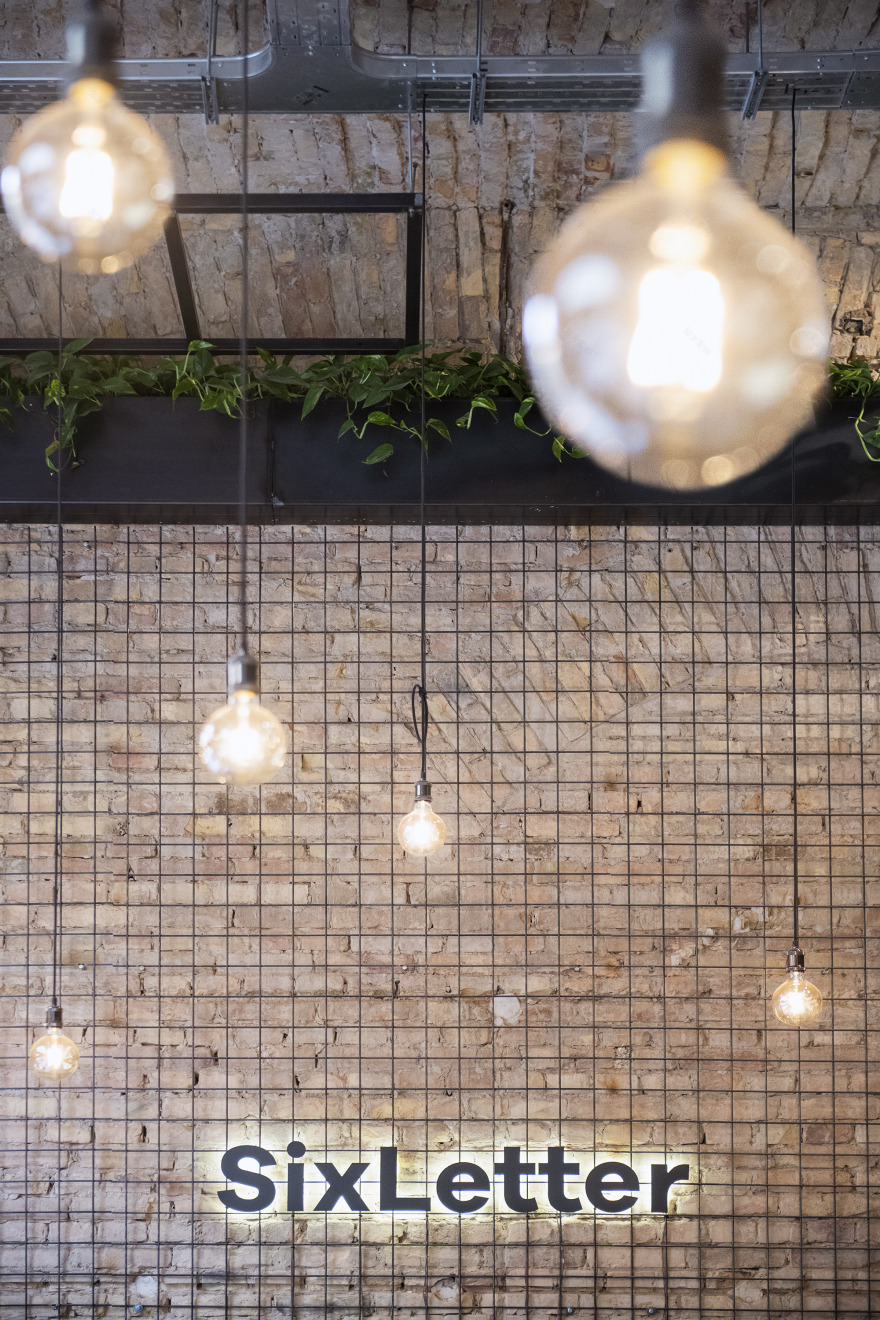 明亮温馨的咖啡馆-17