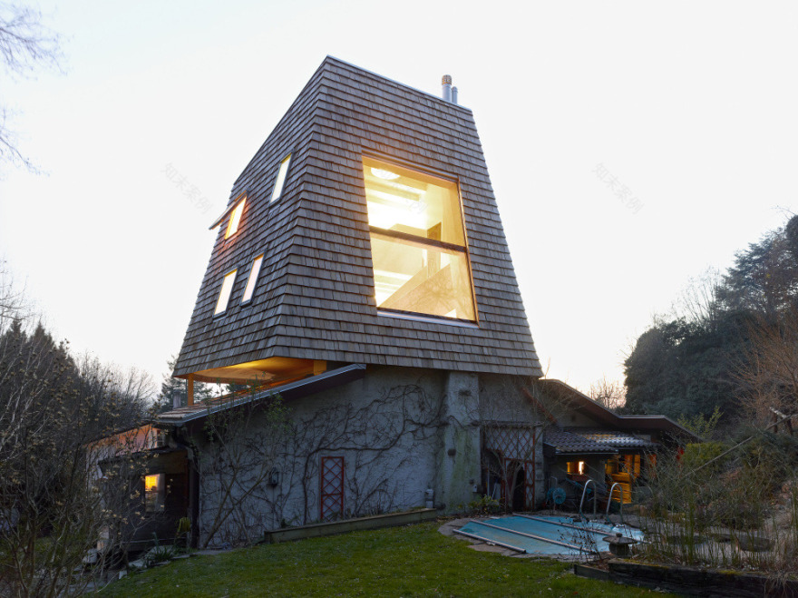 瑞士森林别墅和谐融入自然-16