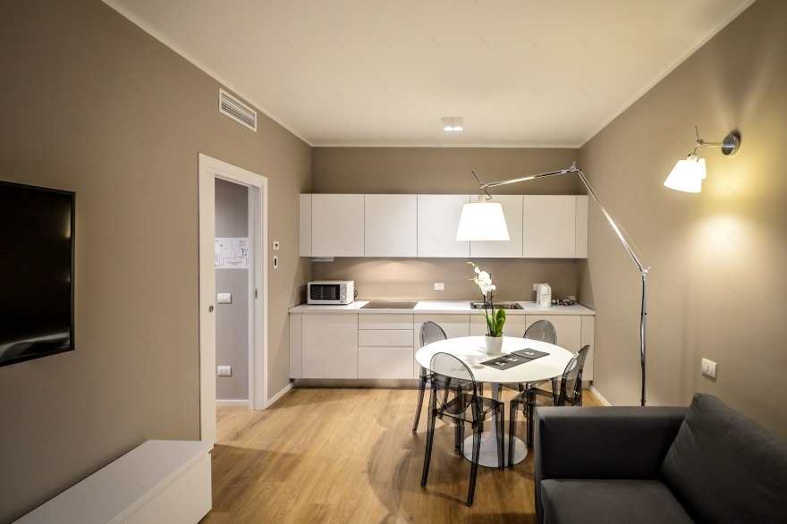 米兰 Porta Vittoria 经典建筑里的时尚租赁公寓-1