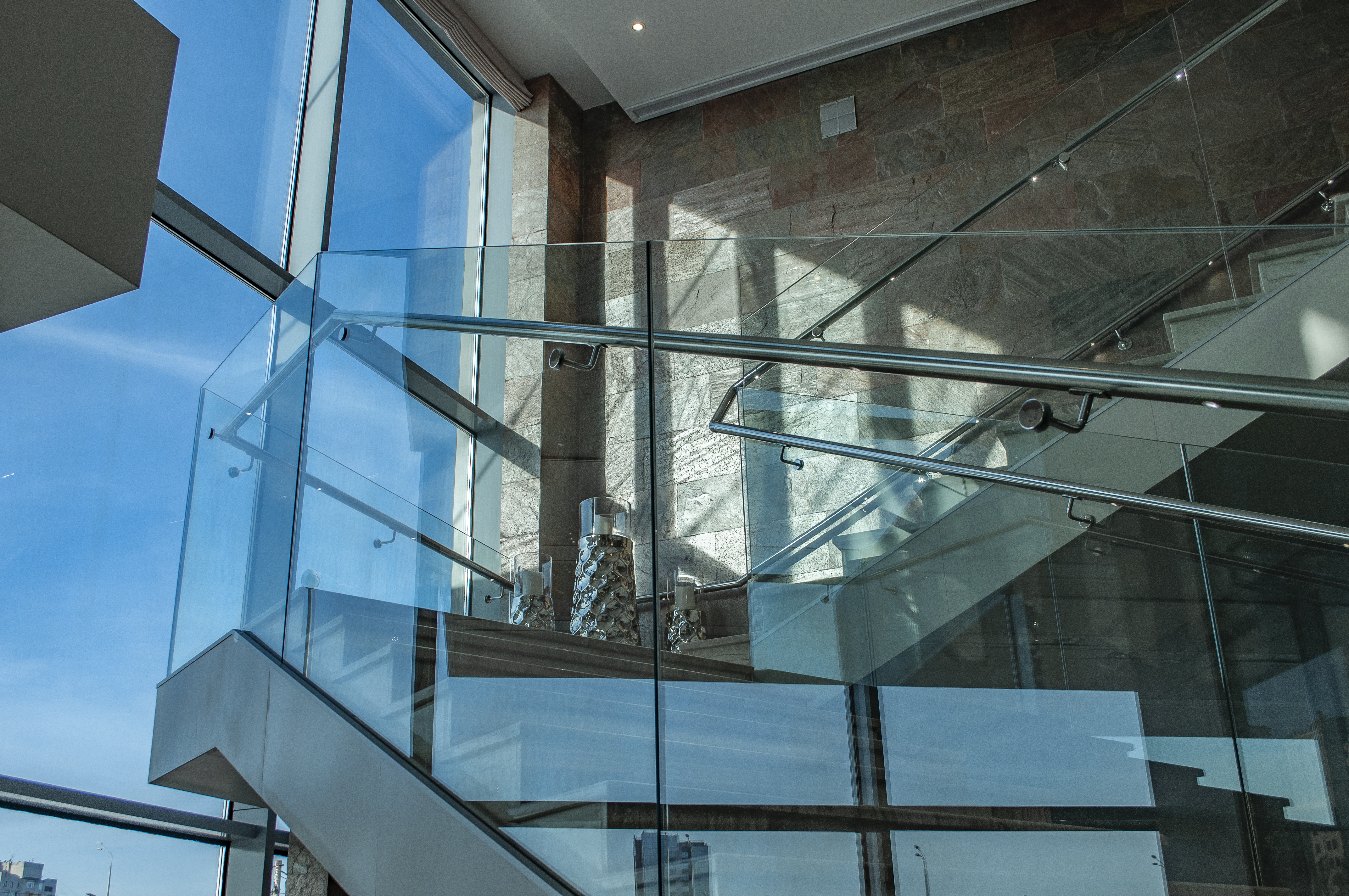 Hilton Garden Inn Lobby-12