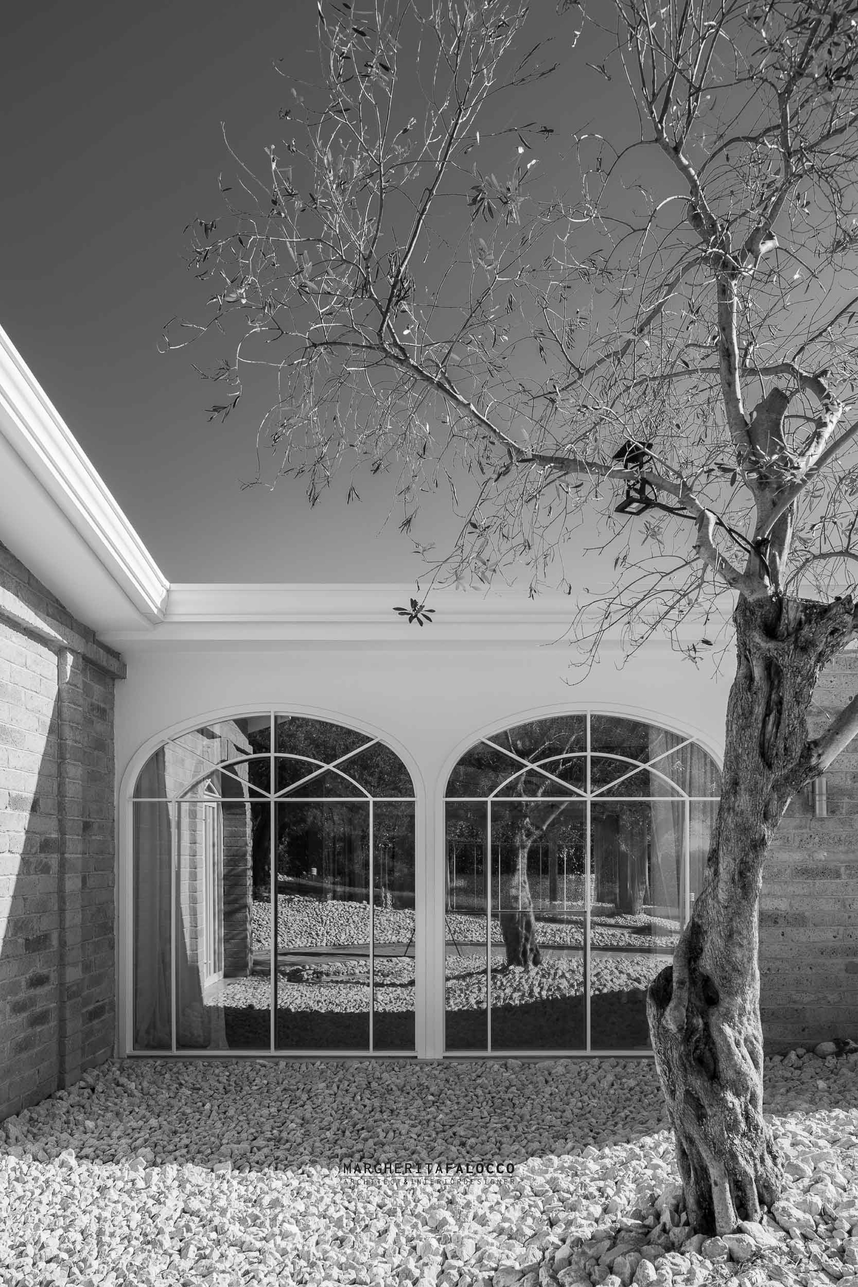 意大利绿色庄园的复古室内设计-0