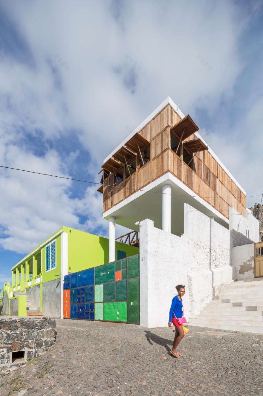 Cape Verde 岛上的生态酒店 - 融入本土元素的环保设计-49