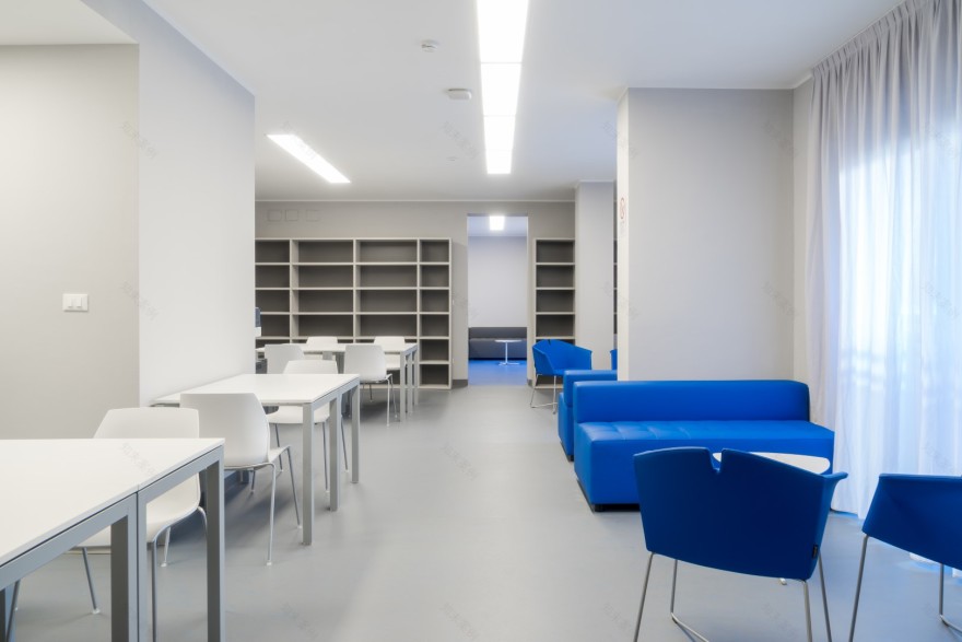 意大利都灵“Guala 学生公寓”翻新设计-13