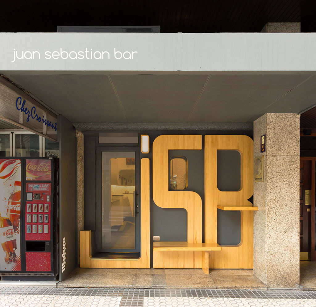 Juan Sebastian Bar-0