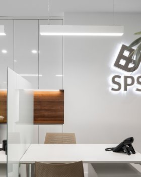SPS 房产中介全面翻新