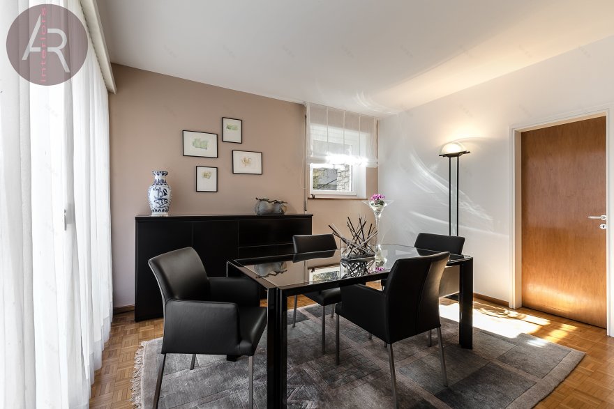 瑞士卢加诺别墅简约优雅的黑白空间-4