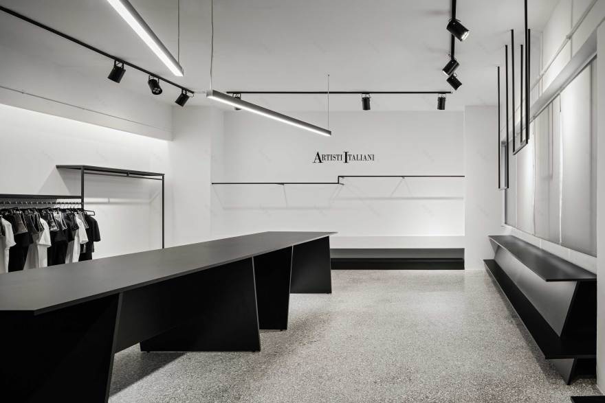 雅典“Artisti Italiani”服装店 | 极简黑白空间的新生-4