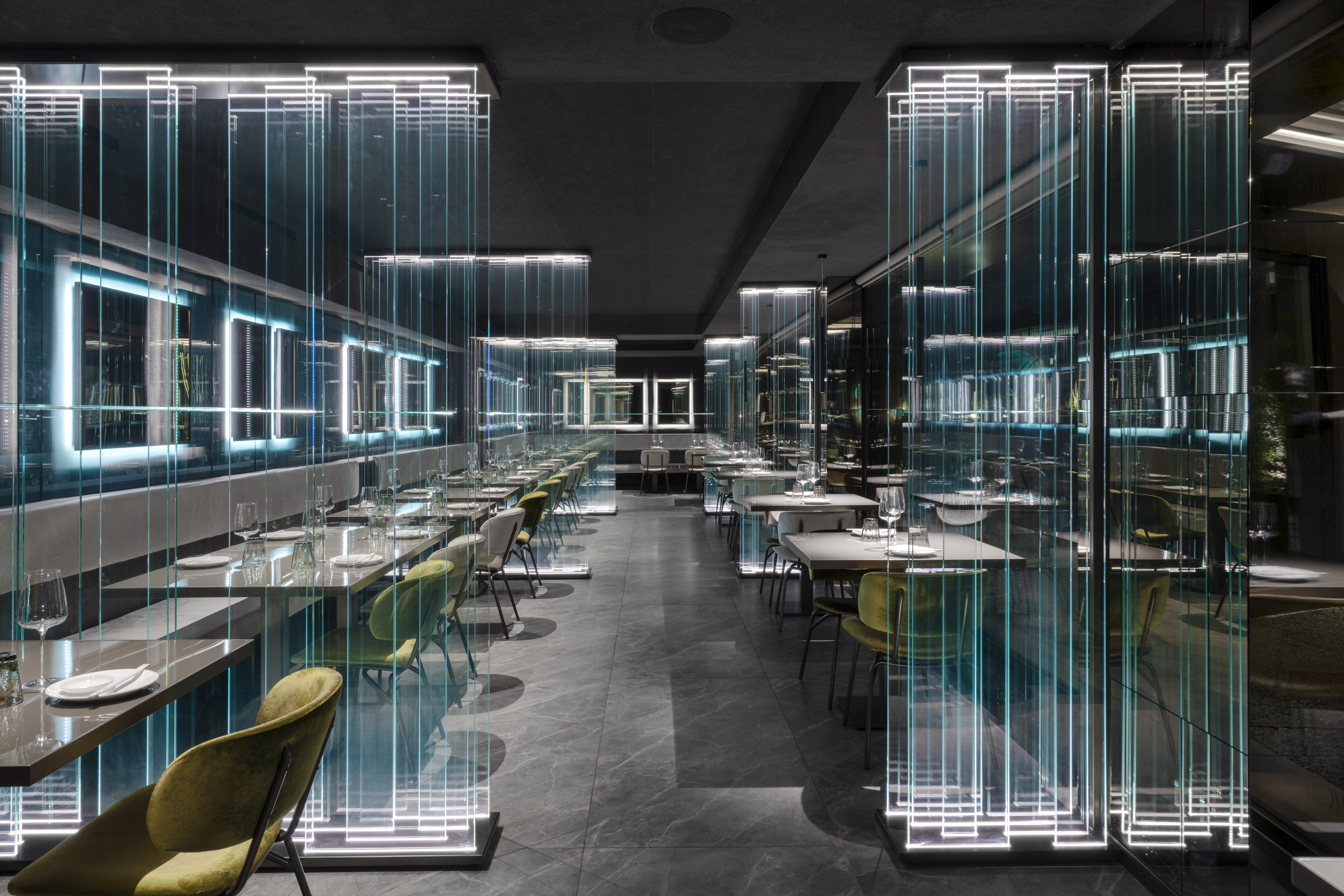 翠绿迷宫——现代亚洲餐厅 MOYA 设计-16