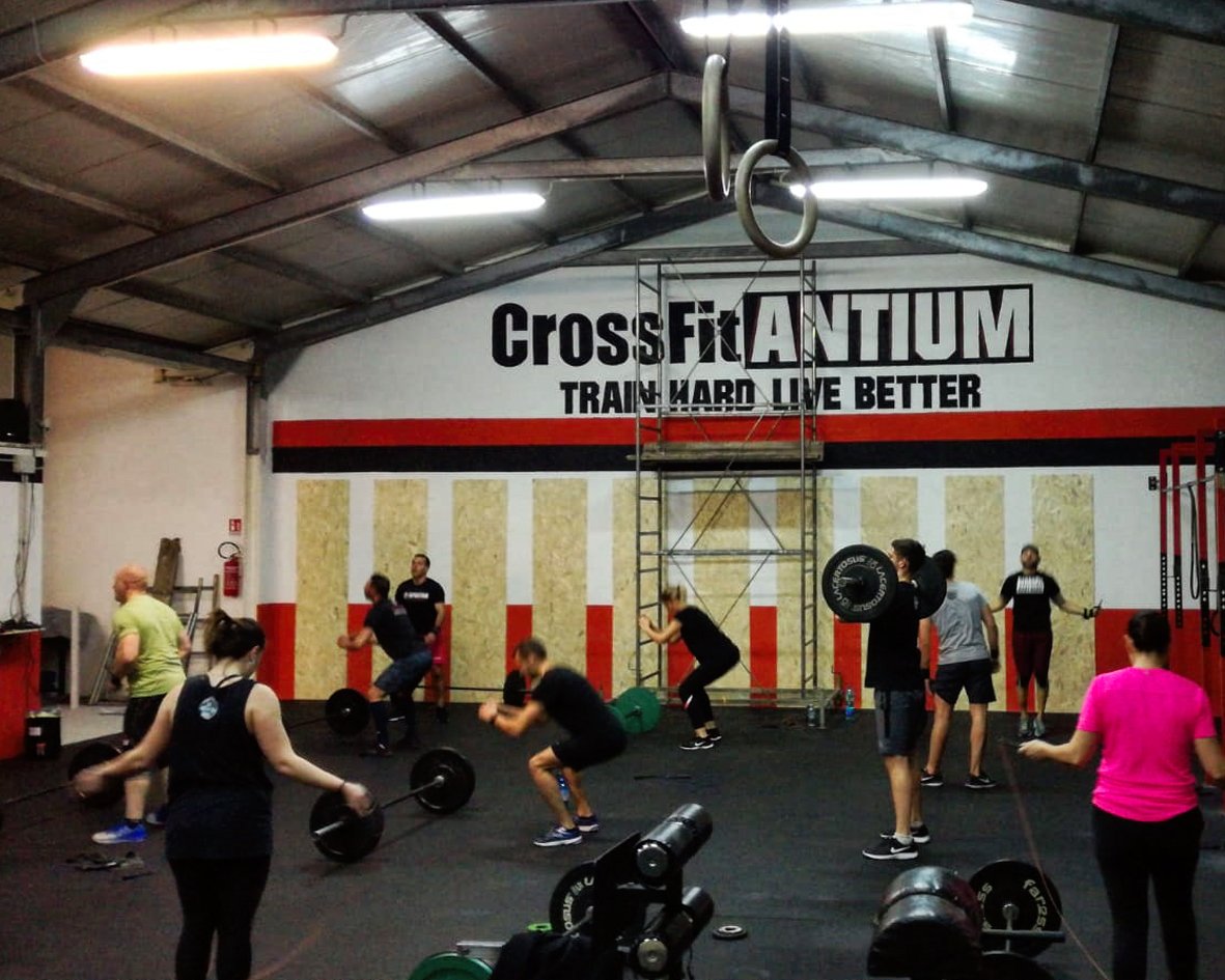 Crossfit Antium 工业风健身中心设计-0