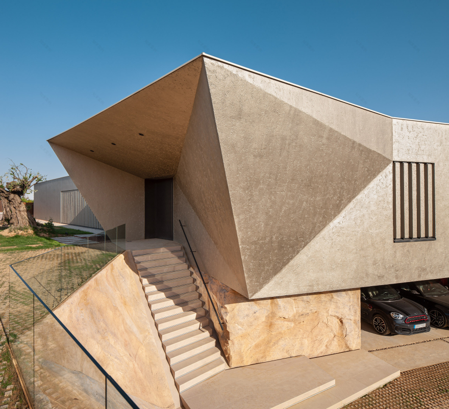 单层别墅融入环境,呈现现代豪华生态设计-2