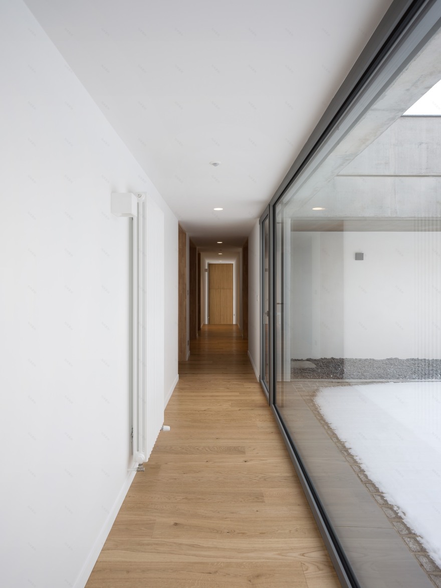 Vulcano+Gibello Architectes丨别墅建筑丨House on the Hillside-30