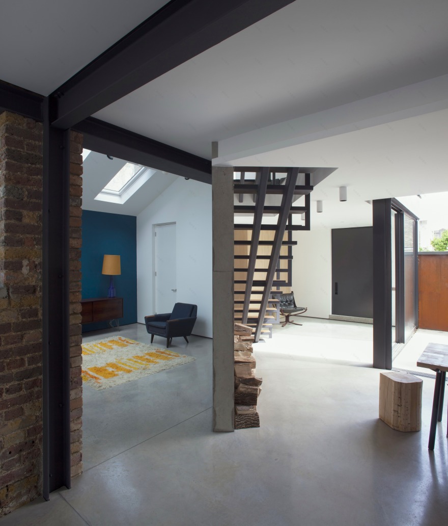 废弃维多利亚时期工作坊的现代重生-31