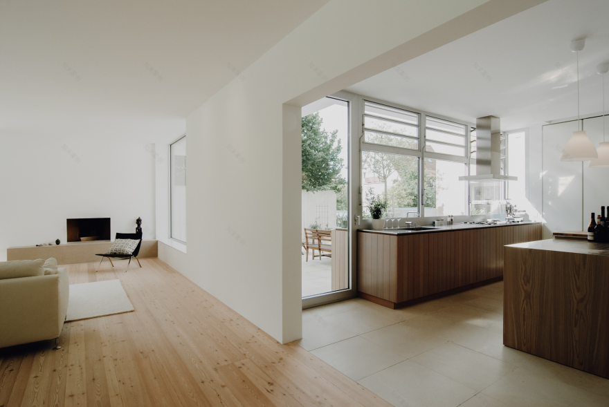 阳光绿意尽收眼底的城市避世居所-6