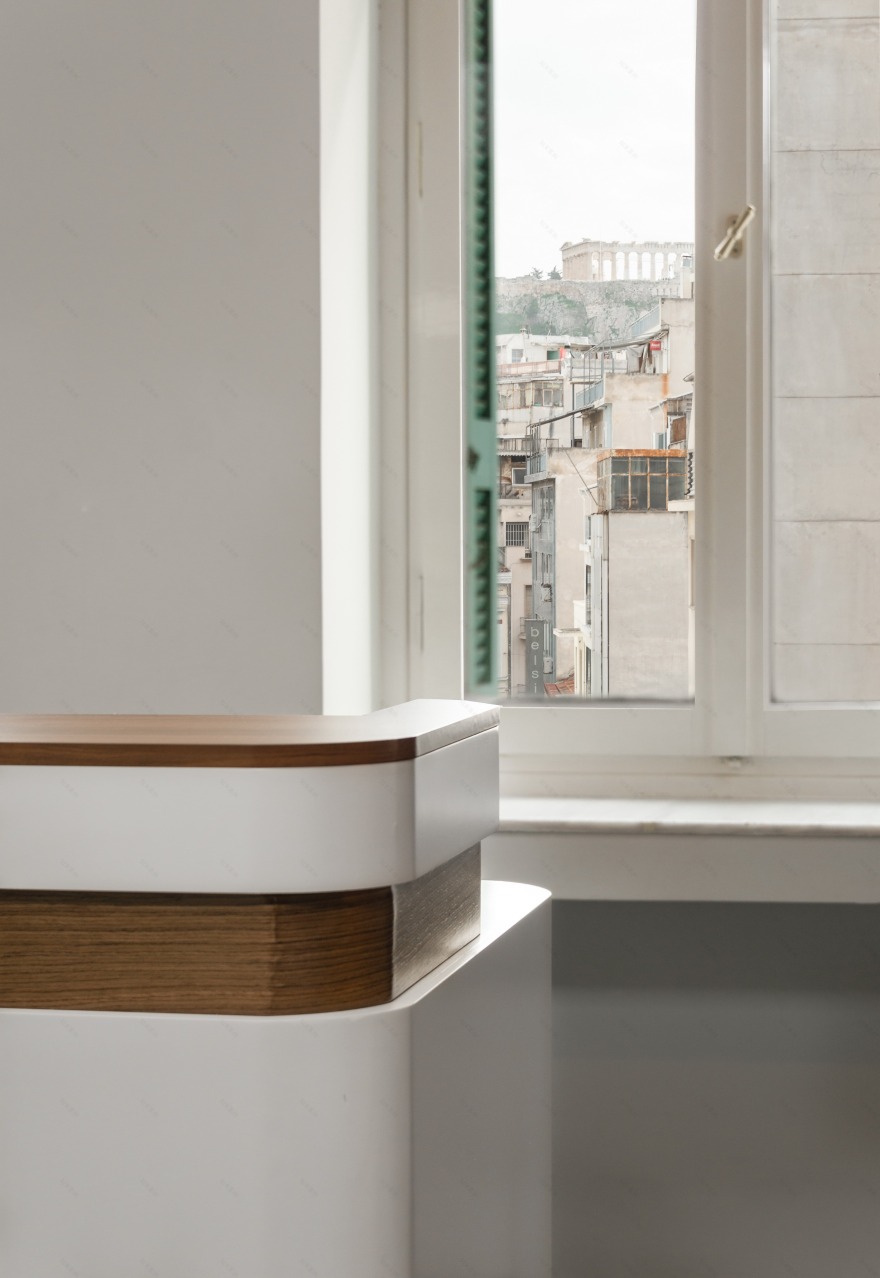 金色双层办公空间,展现灵动与协作之美-8