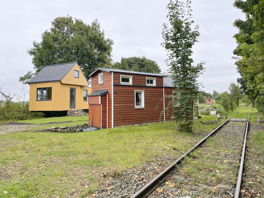 德国火车站的折叠生态小屋丨Brette Haus-1