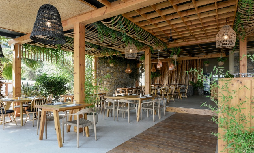 希腊海景餐厅 Manassu 设计丨TAKA + PARTNERS-5